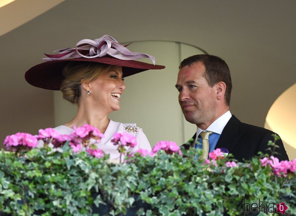 Sophie de Wessex y Peter Phillips en Ascot 2022