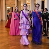 Máxima de Holanda, Amalia de Holanda, Elisabeth de Bélgica y Matilde de Bélgica en la cena de gala por el 18 cumpleaños de Ingrid Alexandra de Noruega