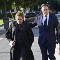 Miguel Báez El Litri y Casilda Ybarra en el funeral por Concha Spínola