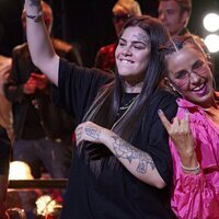 Ptazeta y Carmen Alcayde en el primer concierto del 'Sálvame Mediafest'