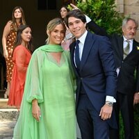 María Pombo y Pablo Castellano en la boda de Lucía Pombo y Álvaro López Huerta