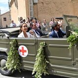 Lucía Pombo llega a su boda con Álvaro López Huerta en un coche histórico