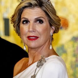 Máxima de Holanda con la tiara de perlas antiguas en la cena por su Visita de Estado a Austria