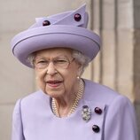 La Reina Isabel en un acto en Holyroodhouse durante su estancia en Edimburgo