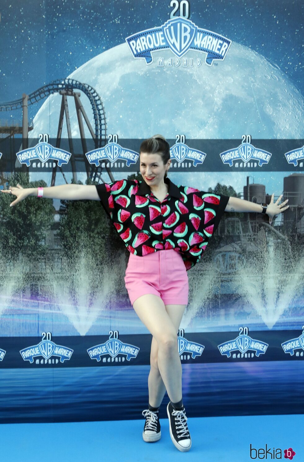 Eva Soriano en la inauguración de atracciones en el Parque Warner Beach