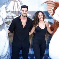 Suso Álvarez y su novia Mandy en la inauguración de atracciones en el Parque Warner Beach