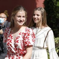 La Princesa Leonor y la Infanta Sofía en el Museo de Dalí de Figueres con motivo de los Premios Princesa de Girona