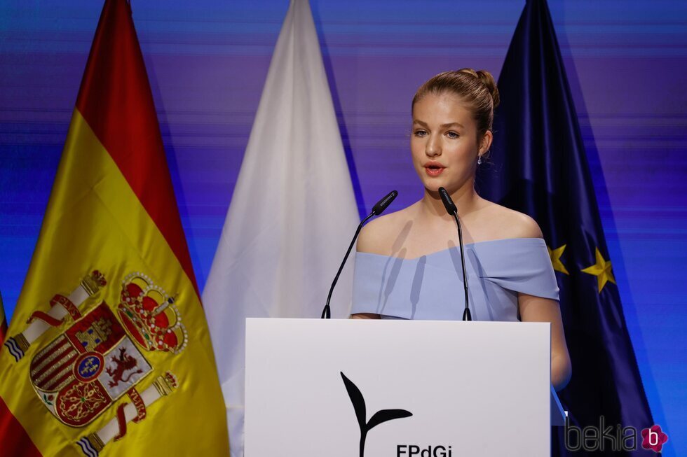 La Princesa Leonor pronunciando un discurso en los Premios Princesa de Girona 2022