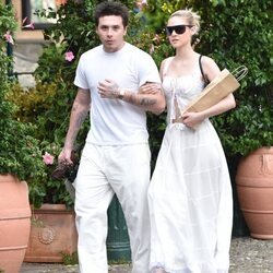 Brooklyn Beckham y Nicola Peltz disfrutando de su luna de miel en Portofino