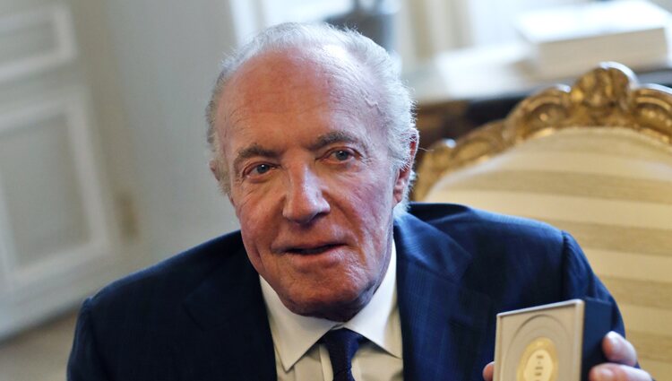 James Caan con la medalla Vermeil Paris