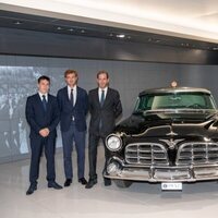 Louis Ducruet, Pierre Casiraghi, Andrea Casiraghi, Alberto de Mónaco y Estefanía de Mónaco en el Museo de la Colección de Automóviles del Príncipe de Mónac