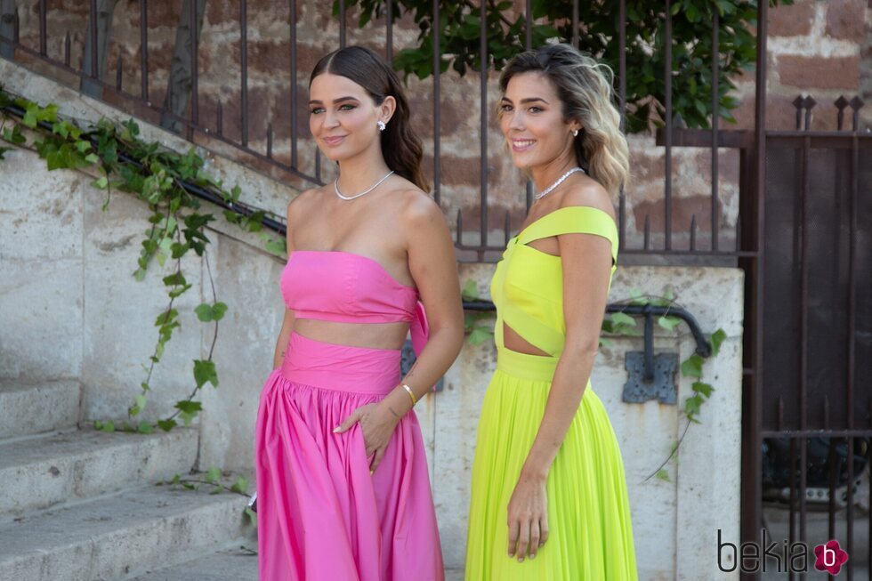 Laura Escanes y Anna Ferrer en la boda de Teresa Andrés Gonzalvo e Ignacio Ayllón