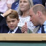 El Príncipe George y el Príncipe Guillermo en la final de Wimbledon 2022