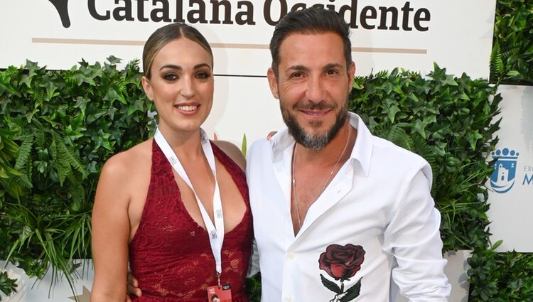 Marta Riesco y Antonio David Flores en un concierto de Starlite en Marbella