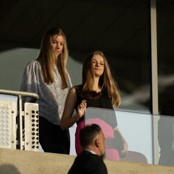 La Princesa Leonor y la Infanta Sofía a su llegada al partido entre Dinamarca y España de la UEFA Women's Euro 2022