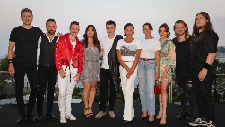 Estefanía de Mónaco, Camille Gottliebe, Pauline y Louis Ducruet y Marie Chevallier en la Gala del Sida de Montecarlo 2022