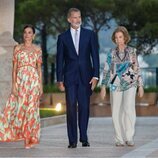 Los Reyes Felipe y Letizia y la Reina Sofía en la celebración de la recepción a la sociedad balear en Marivent