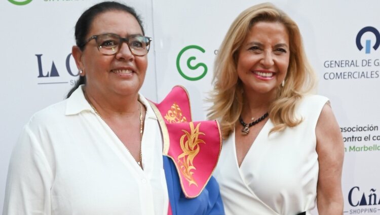 María del Monte e Inmaculada Casal en la gala de la Asociación Española Contra el Cáncer de Marbella