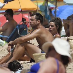 Laura Matamoros y Benji Aparicio disfrutando juntos en Cádiz