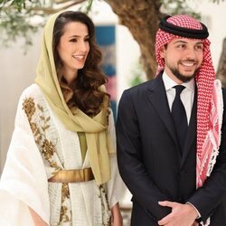 El Príncipe Hussein Bin Abdullah en la ceremonia de compromiso con Rajwa Al Saif