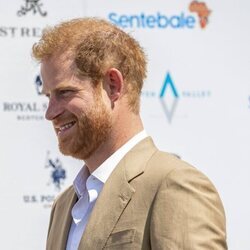 El Príncipe Harry asiste un partido de polo en Colorado