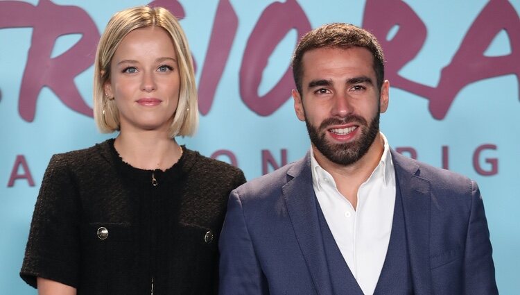 Dani Carvajal y Daphne Cañizares en la presentación del documental de Sergio Ramos