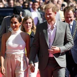 El Príncipe Harry y Meghan Markle en la presentación de los Invictus Games 2023 en Düsseldorf