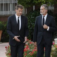 Los Reyes Felipe y Letizia con el Embajador británico para dar sus condolencias por el fallecimiento de Isabel II