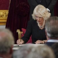 La Reina Camilla durante el acto de proclamación del Rey Carlos III