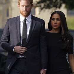 El Príncipe Harry y Meghan Markle en Windsor tras la muerte de la Reina Isabel II