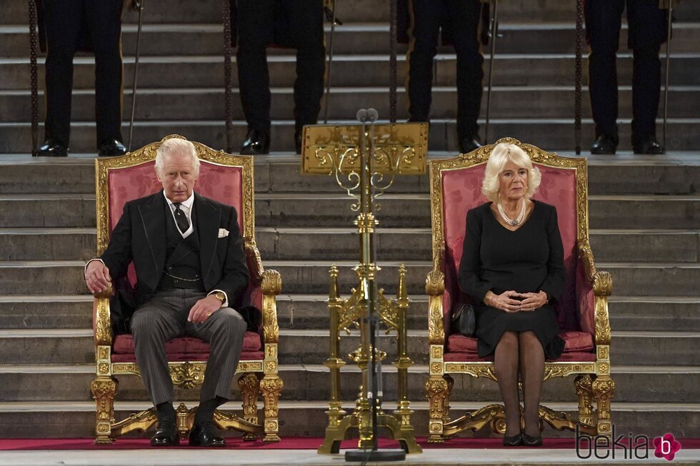 Los Reyes Carlos y Camilla en el Palacio de Westminster para el primer discurso de Carlos III en el Parlamento como Rey