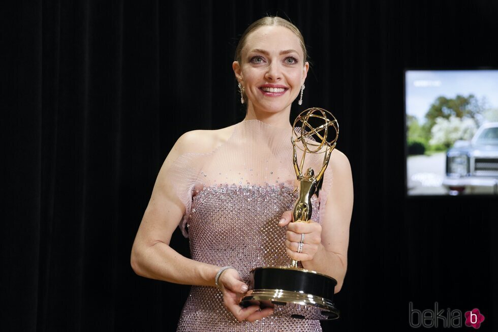 Amanda Seyfried en los Premios Emmy 2022