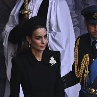 El Príncipe Guillermo y Kate Middleton en la misa por la Reina Isabel II en Westminster