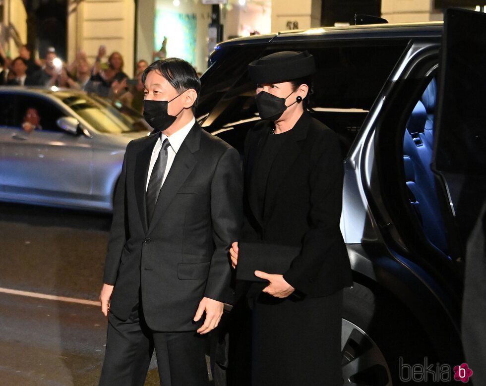 Los Emperadores Naruhito y Masako de Japón a su llegada a Londres para el funeral de Isabel II