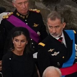 Los Reyes Felipe y Letizia en el funeral de la Reina Isabel II