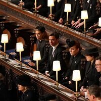 Beatriz y Eugenia de York, Edoardo Mapelli, Jack Brooksbank y Sarah Ferguson en Windsor en el funeral de Isabel II