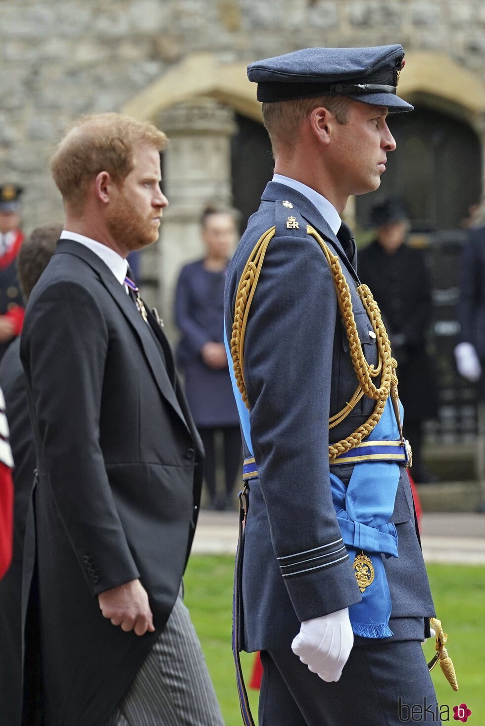 El Príncipe Harry y el Príncipe Guillermo en Windsor antes de la última misa por la Reina Isabel II