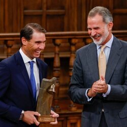 El Rey Felipe le hace entrega a Rafa Nadal del Premio Camino Real a Rafa Nadal en la Universidad de Alcalá de Henares