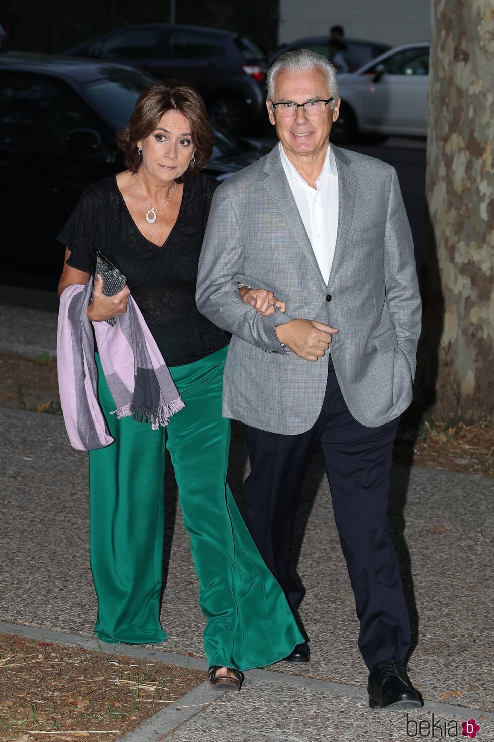 Baltasar Garzón y Dolores Delgado en la boda de Euprepio Padula