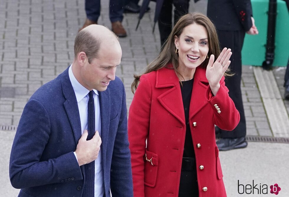 El Príncipe Guillermo y Kate Middleton en su primer acto como Príncipes de Gales