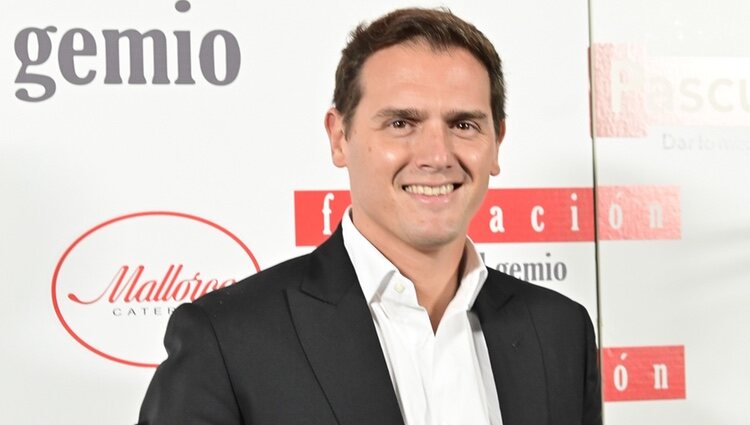 Albert Rivera reaparece en el evento Noche Mágica por la Ciencia de la Fundación Isabel Gemio