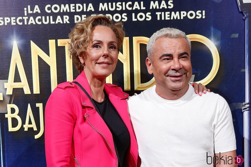 Rocío Carrasco y Jorge Javier Vázquez en la premiere del musical 'Cantando bajo la lluvia'