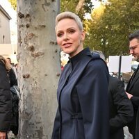 Charlene de Mónaco en su llegada a la Paris Fashion Week 2022