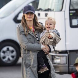 Sofia de Suecia y su hijo Julian de Suecia en brazos en la Porsche Carrera Cup