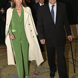 Isabel Preysler y Mario Vargas Llosa en los Premios Madrileño del Año