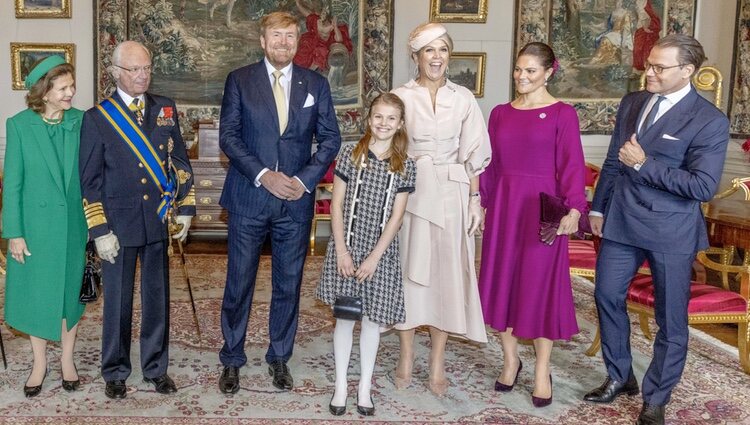 Carlos Gustavo y Silvia de Suecia, Victoria y Daniel de Suecia, Estelle de Suecia y Guillermo Alejandro y Máxima de Holanda en el Palacio Real de Estocolmo