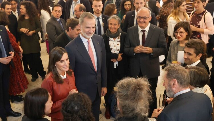 Los Reyes Felipe y Letizia en una recepción en el Cervantes en Frankfurt durante su Visita de Estado a Alemania