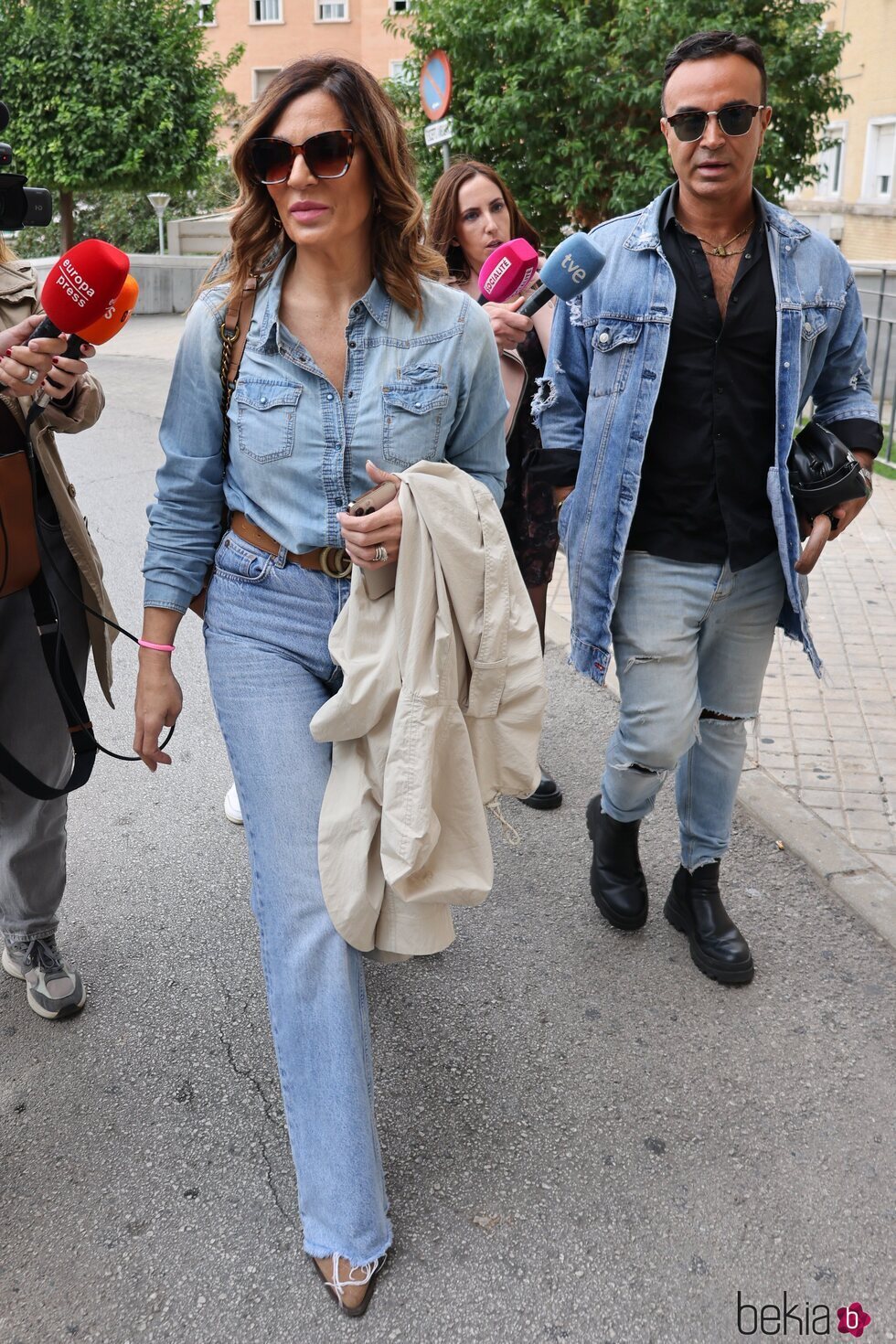 Raquel Bollo y Luis Rollán visitan a Kiko Rivera en el hospital