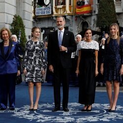 Los Reyes de España, la Princesa Leonor, la Infanta Sofía y la Reina emérita en los Premios Princesa de Asturias 2022