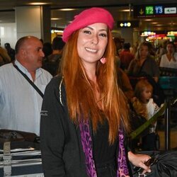 Rosario Mohedano en el aeropuerto antes de partir a Nueva York